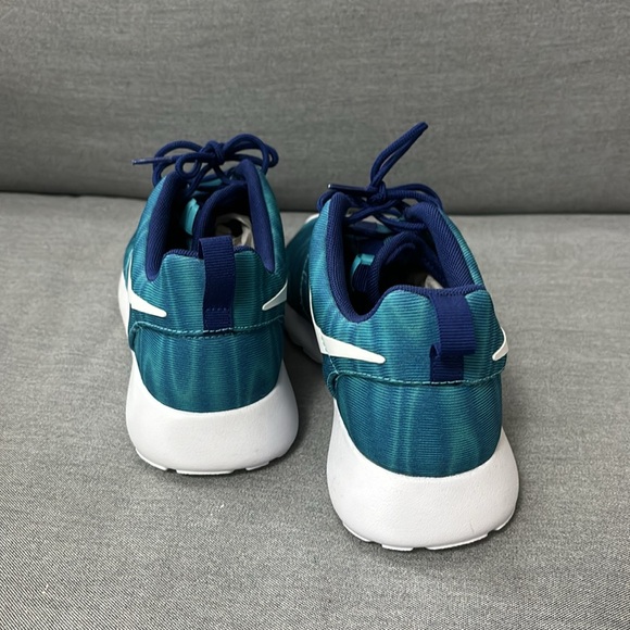 NIKE Sneaker - Picture 3 of 6